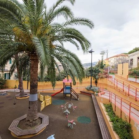 Апартаменты Sea View, In The Old Town Санто-Стефано-аль-Мар Экстерьер фото